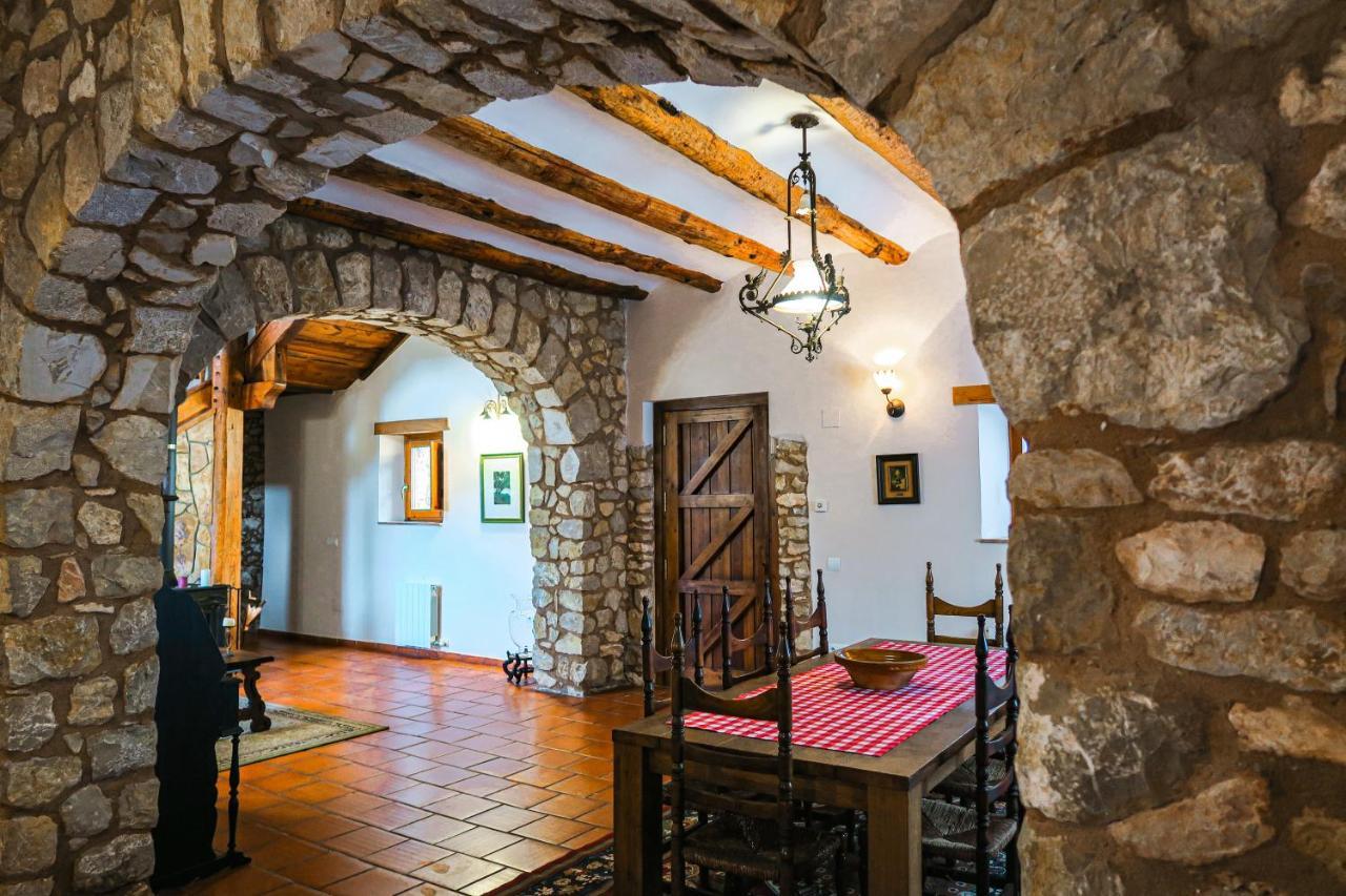 Masia Pou De La Vinya Сиджес Экстерьер фото
